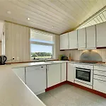 30727-odder-alrovej-203-a * Odder