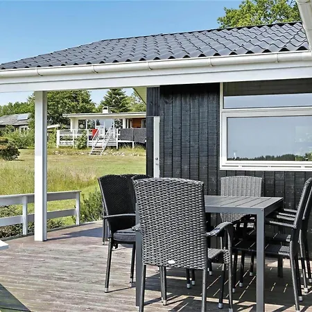 30727-odder-alrovej-203-a * Odder