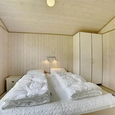 30727-odder-alrovej-203-a