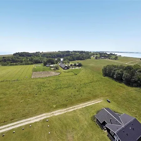 30727-odder-alrovej-203-a Odder